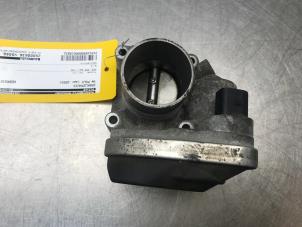 Gebruikte Gasklephuis Volkswagen Polo IV (9N1/2/3) 1.2 12V Prijs € 45,00 Margeregeling aangeboden door Autosloperij Alexander