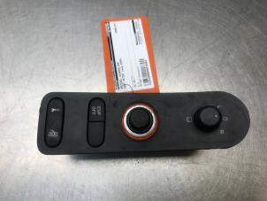 Gebruikte Spiegel Schakelaar Seat Altea (5P1) 1.6 Prijs € 30,00 Margeregeling aangeboden door Autosloperij Alexander