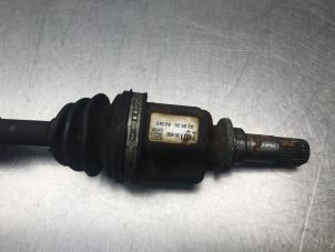 Gebruikte Steekas links-voor Mazda 3 Sport (BK) 1.6i 16V Prijs € 40,00 Margeregeling aangeboden door Autosloperij Alexander