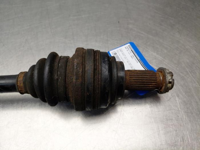 Gebruikte Aandrijfas links-achter BMW X5 (E53) 4.4 V8 32V Prijs € 50,00 Margeregeling aangeboden door Autosloperij Alexander