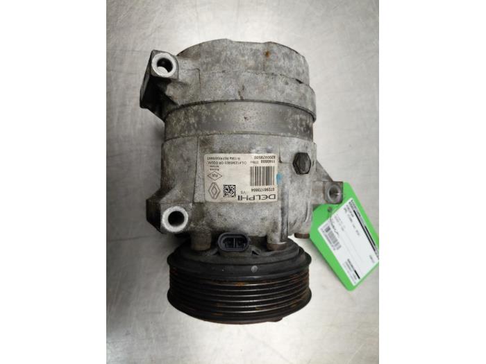 Gebruikte Pomp Airco Opel Vivaro 2.5 CDTI 16V Prijs € 100,00 Margeregeling aangeboden door Autosloperij Alexander