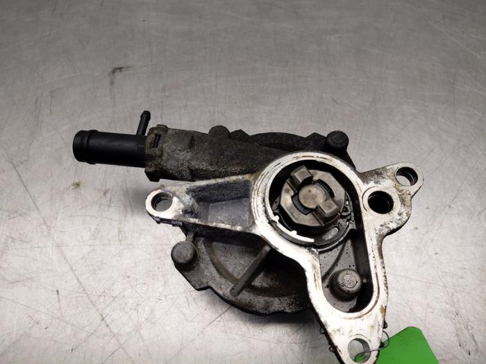 Gebruikte Vacuumpomp (Diesel) Opel Movano 2.3 CDTi 16V FWD Prijs op aanvraag aangeboden door Autosloperij Alexander