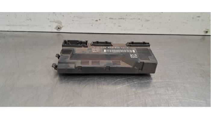 Moteur fermeture auxiliaire hayon Audi RS6