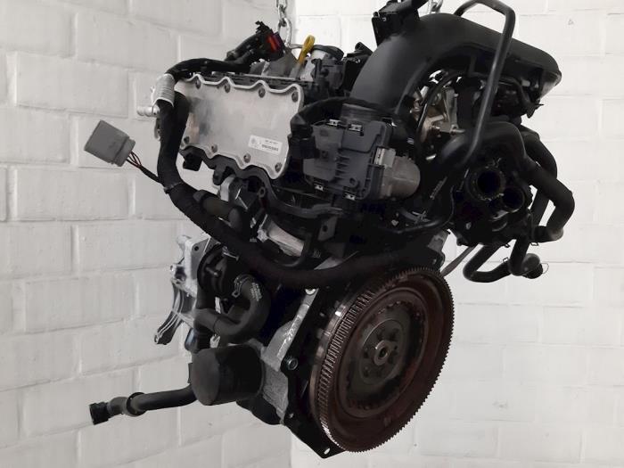 Motor van een Volkswagen Golf VII (AUA) 1.4 TSI BlueMotion Technology 125 16V 2018