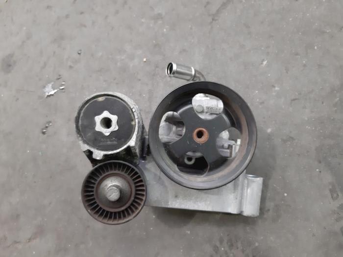 Pompe direction assistée Ford Transit Connect