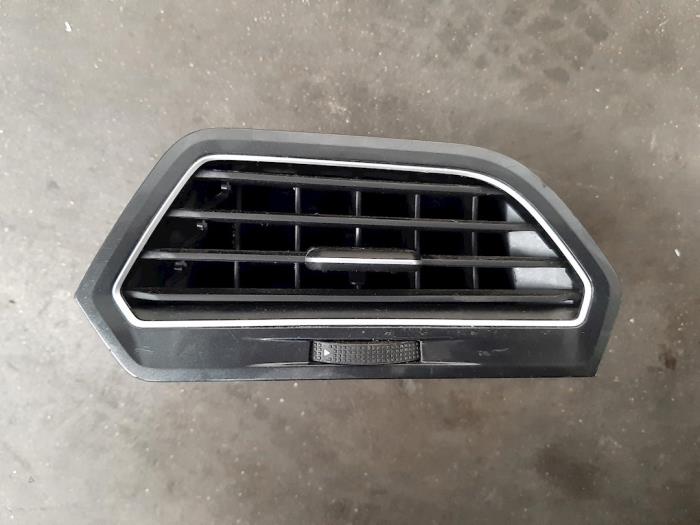 Luchtrooster Dashboard Volkswagen Tiguan
