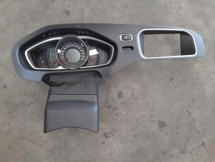 Gebruikte Kilometerteller KM Volvo V40 (MV) 2.0 D2 16V Prijs € 96,80 Inclusief btw aangeboden door Autohandel Didier