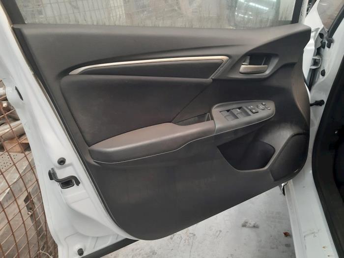 Honda Jazz Tapicerka drzwi lewych przednich wersja 4-drzwiowa