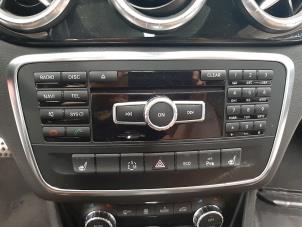 Gebruikte Radiobedienings paneel Mercedes CLA (117.3) 2.0 CLA-250 Turbo 16V Prijs € 1.210,00 Inclusief btw aangeboden door Autohandel Didier