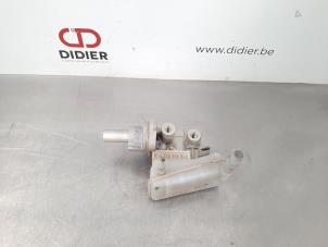 Gebruikte Hoofdremcilinder Ford Transit Courier 1.5 TDCi 75 Prijs € 102,85 Inclusief btw aangeboden door Autohandel Didier