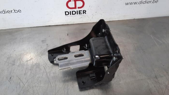 Engine mount Citroen C3