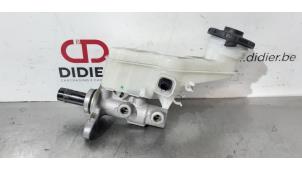 Gebruikte Hoofdremcilinder Honda HR-V (RU) 1.5 i-VTEC 16V Prijs € 102,85 Inclusief btw aangeboden door Autohandel Didier