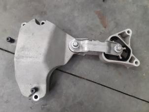 Gebruikte Motorsteun Mercedes CLA (117.3) 2.0 CLA-250 Turbo 16V Prijs € 30,25 Inclusief btw aangeboden door Autohandel Didier