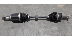 Gebruikte Steekas links-voor Mazda CX-3 (DJ/DK) 1.5 Skyactiv D 105 16V Prijs op aanvraag aangeboden door Autohandel Didier