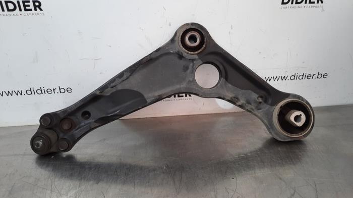 Spina dorsale anteriore destra Renault Scenic