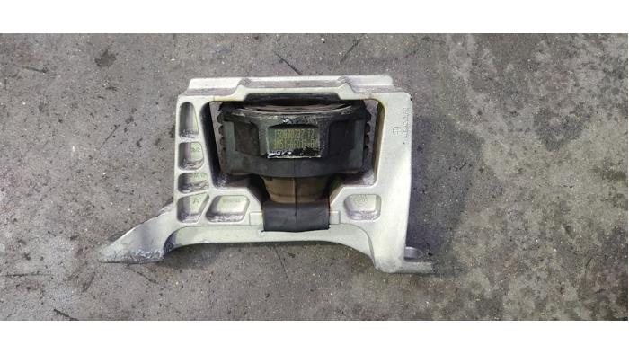 Gebruikte Motorrubber Volvo V40 (MV) 1.6 D2 Prijs € 18,15 Inclusief btw aangeboden door Autohandel Didier