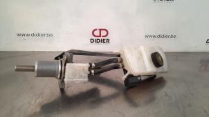 Gebruikte Hoofdremcilinder Mercedes Vito (639.7) 2.2 110 CDI 16V Euro 5 Prijs € 133,10 Inclusief btw aangeboden door Autohandel Didier