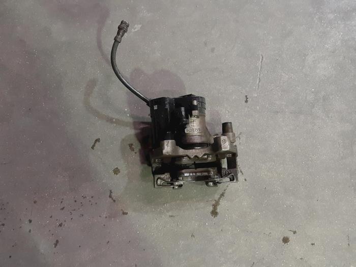 Rear brake calliperholder, left Volkswagen Passat