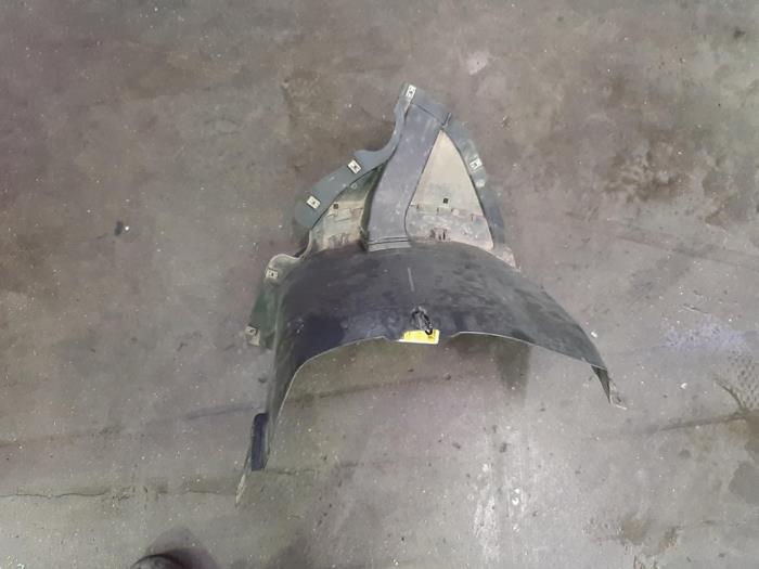 Passage de roue Volkswagen Passat