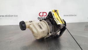 Gebruikte Stuurpomp Dacia Logan MCV III/Sandero Wagon (SD07) 0.9 TCe 90 12V Prijs € 163,35 Inclusief btw aangeboden door Autohandel Didier