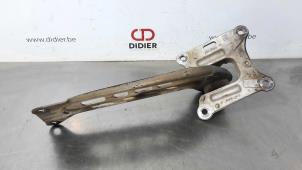 Gebruikte Draagarm rechts-achter Opel Insignia Sports Tourer 1.6 CDTI 16V 110 Prijs € 54,45 Inclusief btw aangeboden door Autohandel Didier