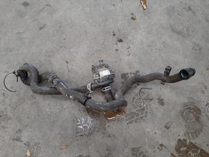 Gebruikte Waterpomp Landrover Range Rover Sport (LW) 3.0 SDV6 Prijs € 102,85 Inclusief btw aangeboden door Autohandel Didier