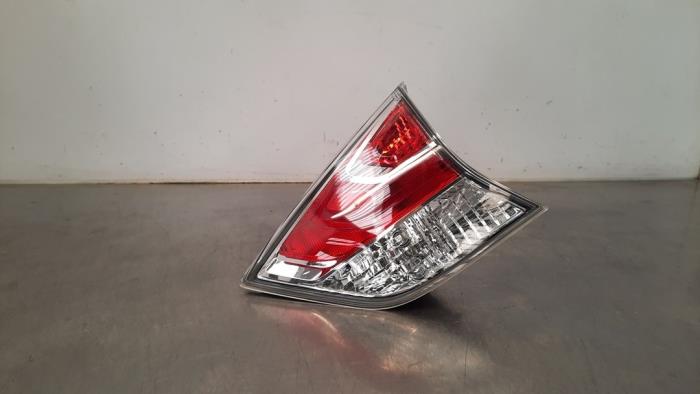 Правий задній ліхтар Nissan X-Trail