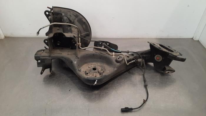 Fusee rechts-achter Nissan X-Trail