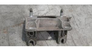 Gebruikte Motorsteun Renault Twingo III (AH) 1.0 SCe 70 12V Prijs € 36,30 Inclusief btw aangeboden door Autohandel Didier