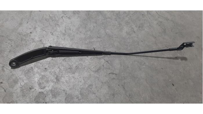 Bras essuie-glace avant Volkswagen Polo