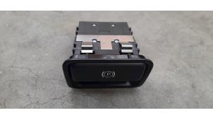 Gebruikte Handrem schakelaar Mercedes GLS AMG (X166) 5.5 63 AMG V8 32V 4-Matic Prijs € 18,15 Inclusief btw aangeboden door Autohandel Didier