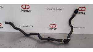 Gebruikte Koelwaterslang BMW 4 serie Gran Coupe (F36) 420i 2.0 TwinPower Turbo 16V Prijs € 24,20 Inclusief btw aangeboden door Autohandel Didier