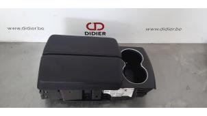 Gebruikte Middenconsoles Tesla Model X P100D Prijs € 199,65 Inclusief btw aangeboden door Autohandel Didier