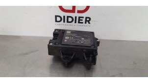 Gebruikte Radar sensor Tesla Model X 100D Prijs € 96,80 Inclusief btw aangeboden door Autohandel Didier