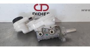 Gebruikte Hoofdremcilinder Ford Ranger 3.2 TDCI 20V Prijs € 133,10 Inclusief btw aangeboden door Autohandel Didier