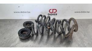 Gebruikte Schroefveer achter Kia Stinger (CK) 3.3 T-GDI V6 Prijs € 66,55 Inclusief btw aangeboden door Autohandel Didier