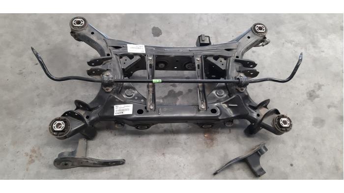 Subframe Kia Stinger