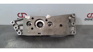 Gebruikte Versnellingsbak Steun Kia Stinger (CK) 3.3 T-GDI V6 Prijs € 133,10 Inclusief btw aangeboden door Autohandel Didier