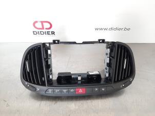 Gebruikte Paniekverlichtings Schakelaar Fiat Doblo Cargo (263) 1.4 16V Prijs € 54,45 Inclusief btw aangeboden door Autohandel Didier