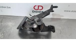 Gebruikte Motorsteun Toyota Verso 1.8 16V VVT-i Prijs € 24,20 Inclusief btw aangeboden door Autohandel Didier