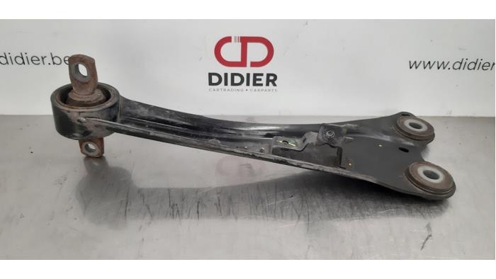 Bras de suspension arrière droit Toyota Auris