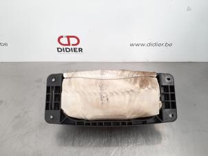 Gebruikte Airbag rechts (Dashboard) Mercedes GLA (156.9) 1.6 200 16V Prijs € 127,05 Inclusief btw aangeboden door Autohandel Didier