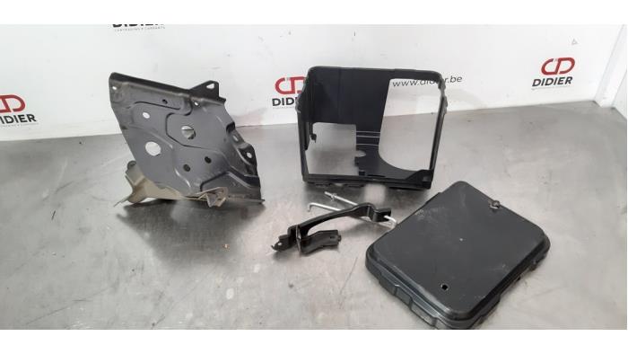 Boîtier de batterie Honda HR-V