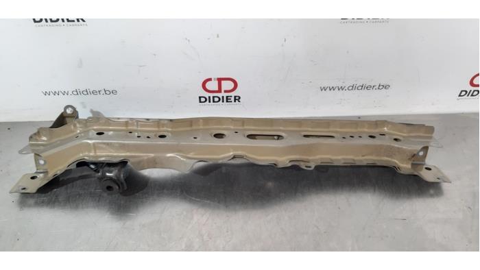 Barre radiateur Honda HR-V