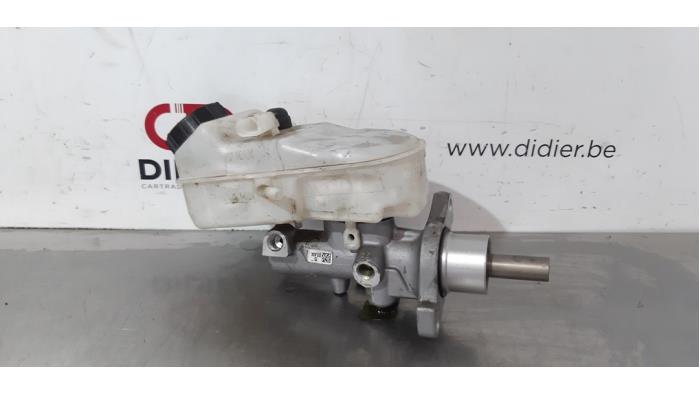 Gebruikte Hoofdremcilinder Volkswagen Transporter/Caravelle T5 2.0 TDI DRF Prijs € 60,50 Inclusief btw aangeboden door Autohandel Didier