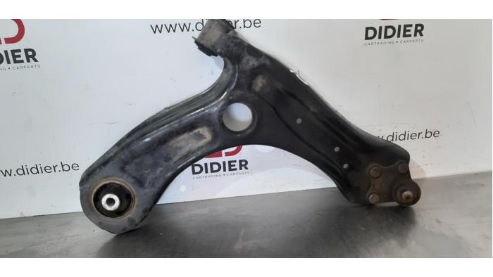 Bras de suspension avant droit Seat Ibiza