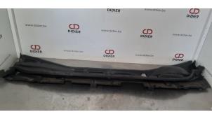 Gebruikte Paravent Mazda 3 Sport (BP) 1.8 SkyActiv-D 116 16V Prijs € 66,55 Inclusief btw aangeboden door Autohandel Didier