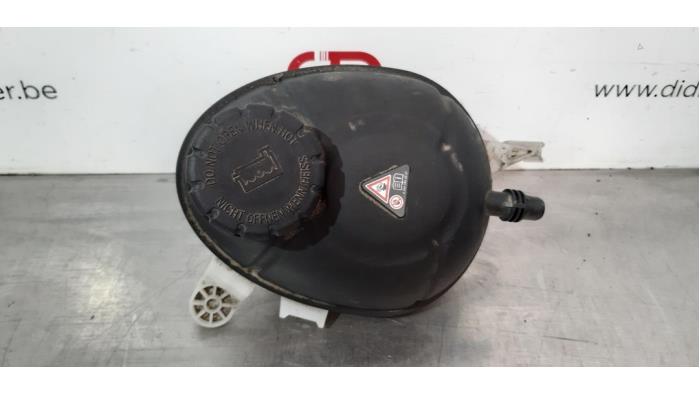 Expansion vessel Mercedes C-Klasse