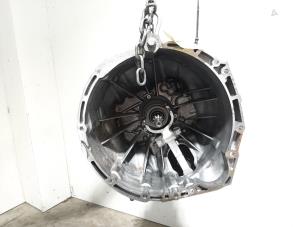 Gebruikte Versnellingsbak Renault Master III (FV) 2.3 dCi 145 16V RWD Prijs € 998,25 Inclusief btw aangeboden door Autohandel Didier