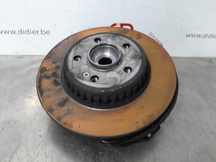 Fusee links-achter Mercedes C-Klasse